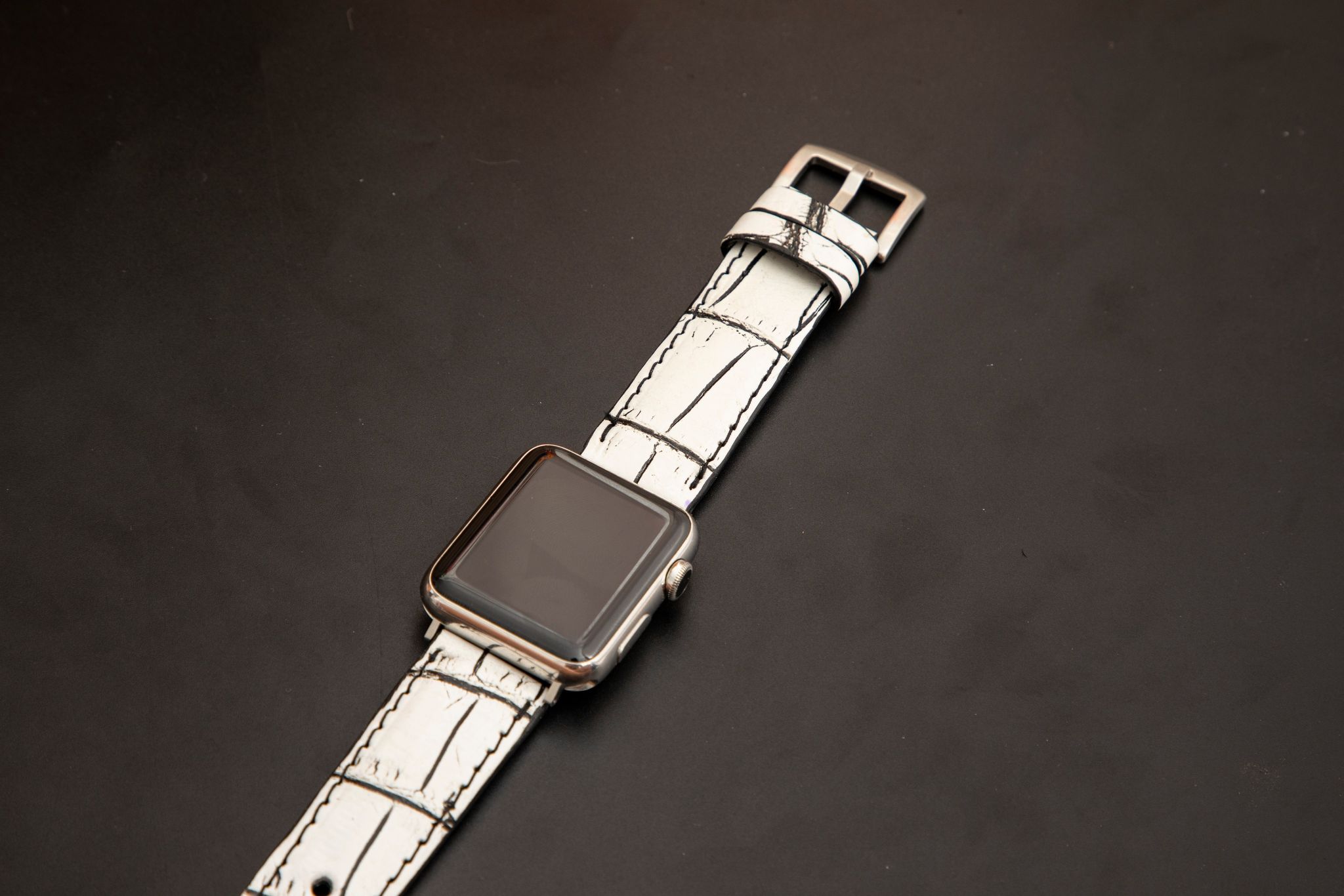 WHITE&BLACK CROCODILE BELLY LEATHER STRAP