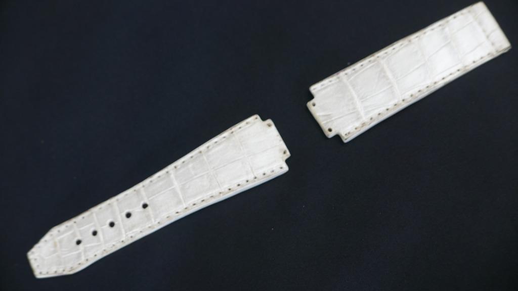 WHITE CROCODILE BELLY LEATHER STRAP